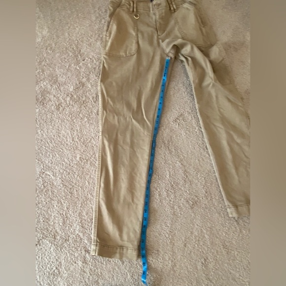 White House Black Market Curvy-Fit Soft Denim MidRise Skinny Jeans Beige 10 Long - Picture 7 of 13